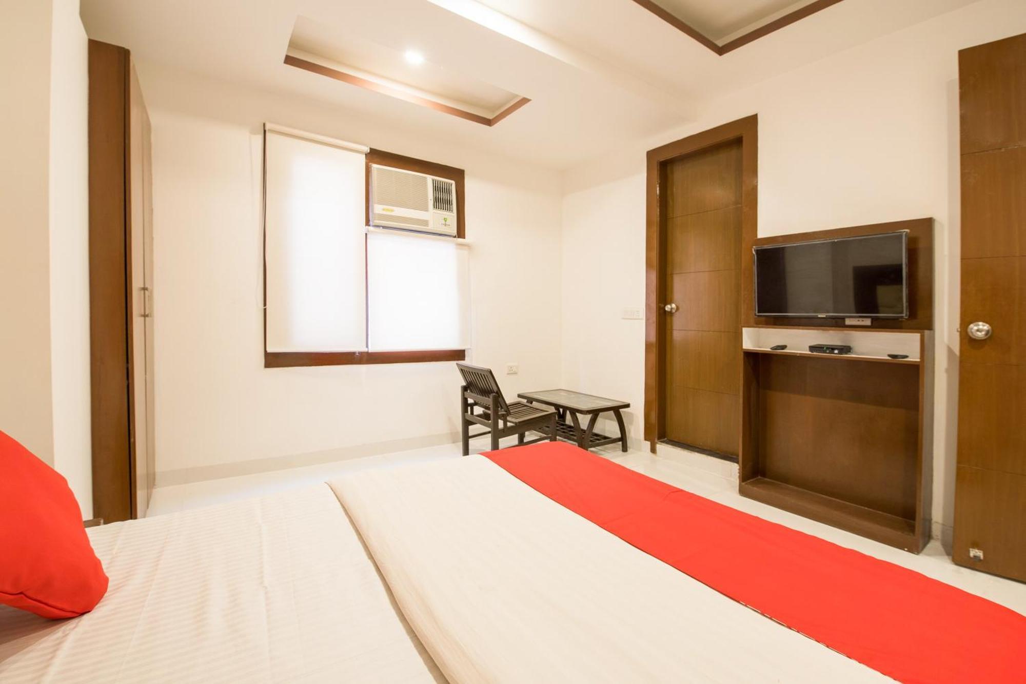Hotel O Melfort Νέο Δελχί Εξωτερικό φωτογραφία